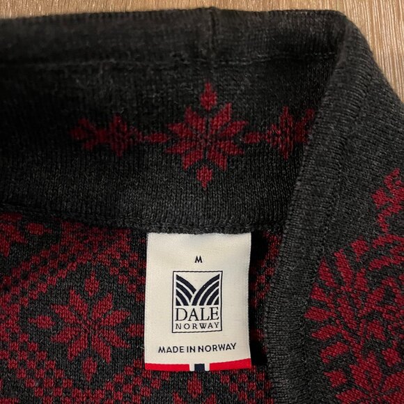 NWOT $535 Dale of Norway Christiania 100% Merino Wool Jacket - M - Picture 11 of 13